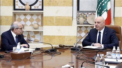 «رسائل حازمة».. لبنان تحذر: اليد التي ستمتد إلي السلم الأهلي ستقطع - الخليج الان