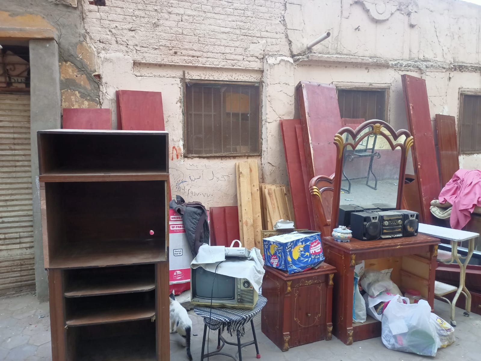 انهيار جزئى فى منزل مأهول بالسكان بالغربية - الخليج الان