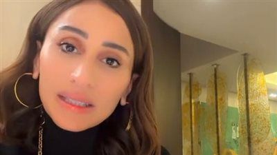 دينا الشربيني ومصطفى غريب ودياب يشاركون في مبادرة عينيك في عينينا - الخليج الان