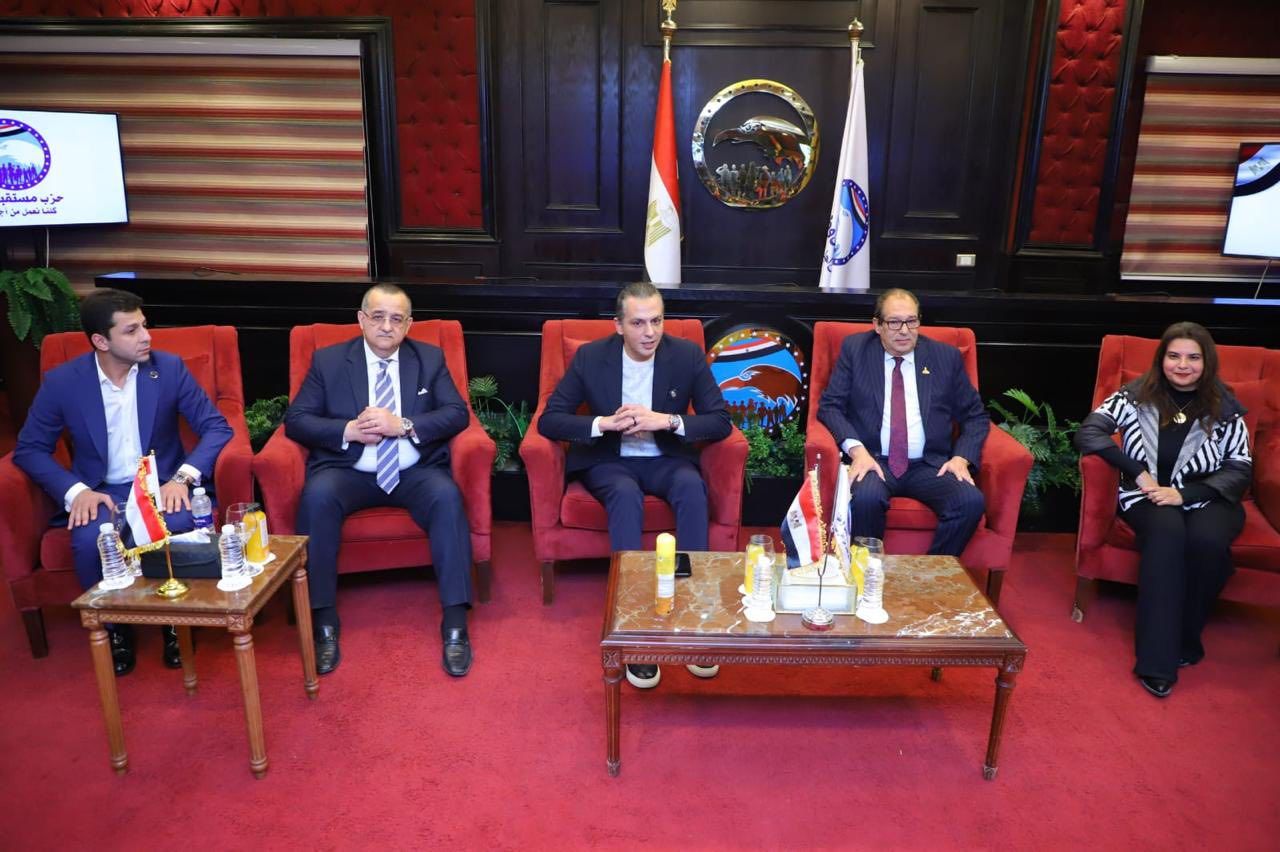 حزب مستقبل وطن يستقبل وفدًا من السفارة الأمريكية لبحث تطورات الأوضاع الإقليمية وتداعياتها - الخليج الان