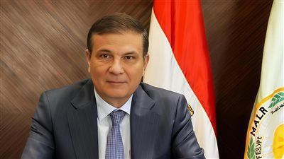 وزير الزراعة يمد صرف أسمدة الموسم الشتوي حتى 7 أبريل - الخليج الان