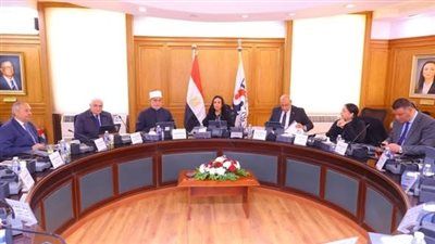 وزيرة التضامن:التزام بنك ناصر بتبني سياسات شفافة ومبادئ الحوكمة الرشيدة في جميع عملياته - الخليج الان