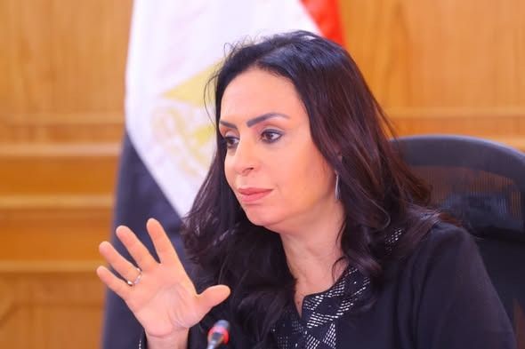 وزيرة التضامن:التزام بنك ناصر بتبني سياسات شفافة ومبادئ الحوكمة الرشيدة في جميع عملياته - الخليج الان