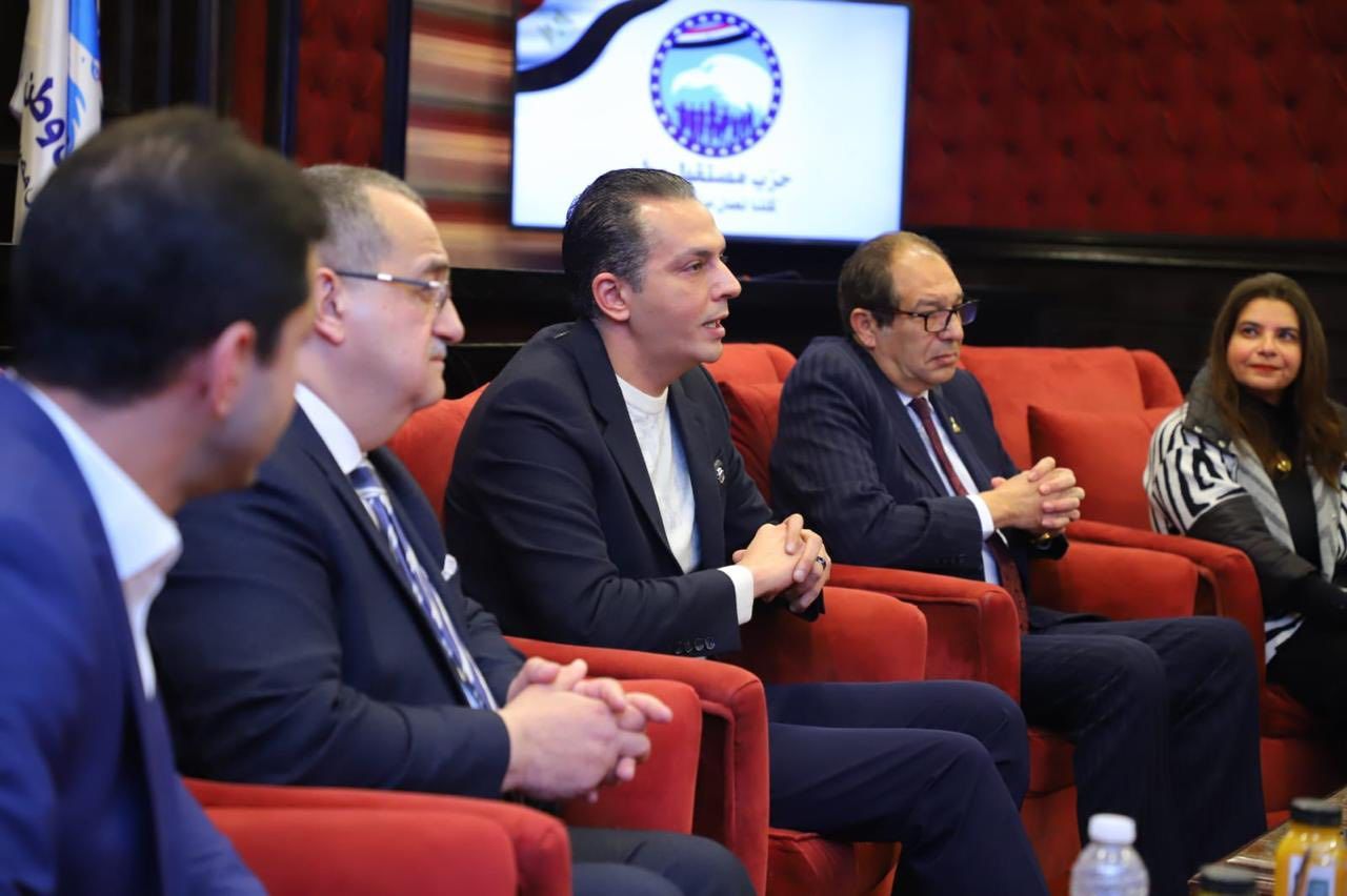 حزب مستقبل وطن يستقبل وفدًا من السفارة الأمريكية لبحث تطورات الأوضاع الإقليمية وتداعياتها - الخليج الان