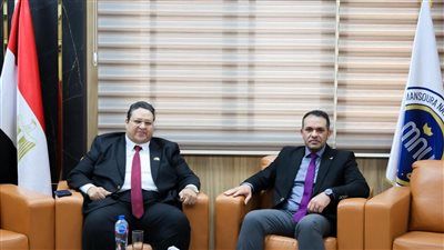 نقيب العلميين بالدقهلية يهنئ رئيس جامعة المنصورة الأهلية الجديد ويبحث تعزيز التعاون الأكاديمي والمهني - الخليج الان