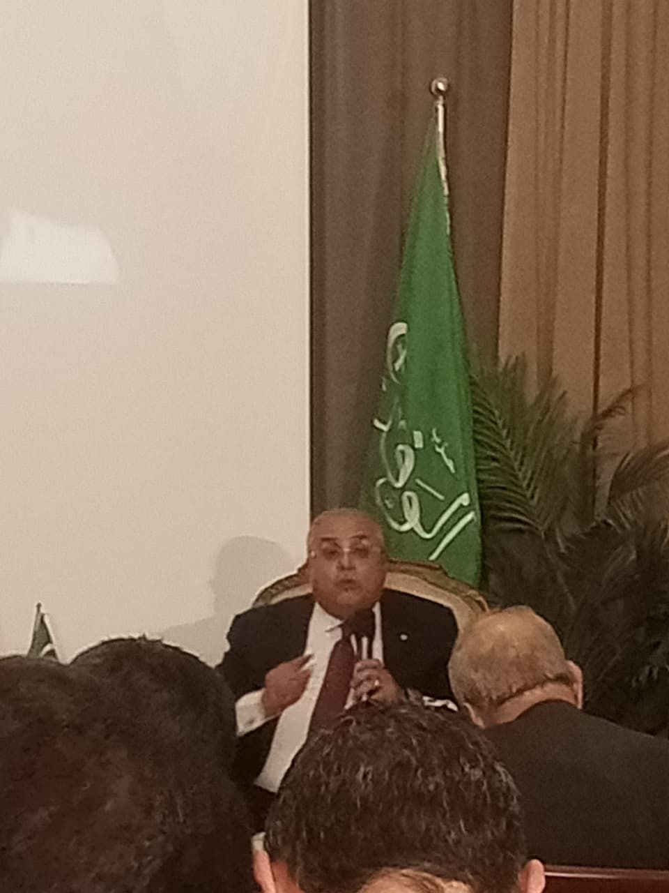 مساعد رئيس الوزراء من الوفد: إلغاء وزارة قطاع الأعمال خطوة ضرورية لإصلاح هيكل الاقتصاد وتعزيز دور القطاع الخاص - الخليج الان