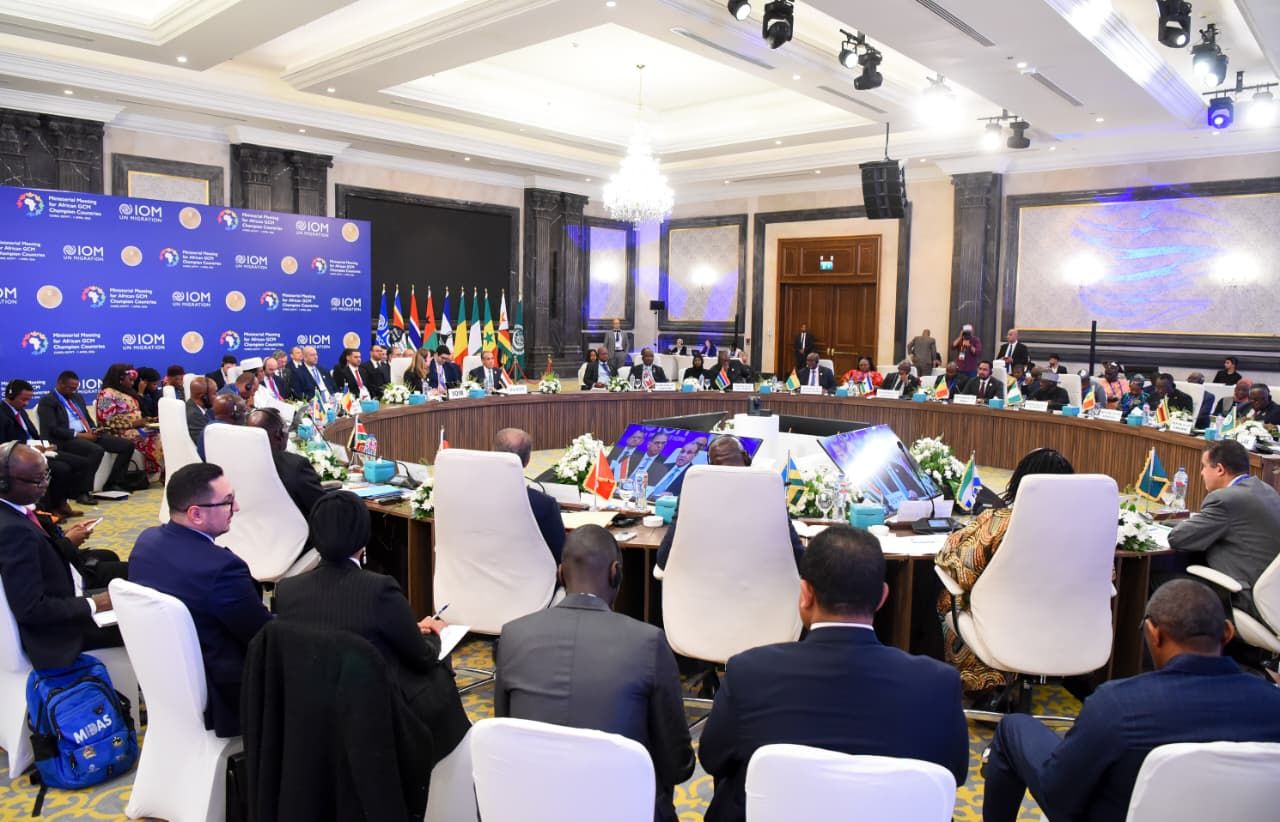 وزير الخارجية: مصر تستضيف أكثر من 10 ملايين لاجئ ومهاجر ويتمتعون بالخدمات الأساسية دون تمييز - الخليج الان