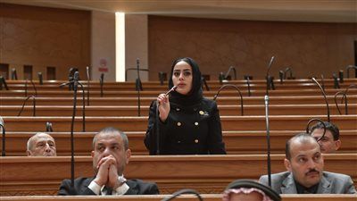 النائبة سامية الحديدي تطالب بتدخل عاجل لمواجهة انتشار الكلاب الضالة بمدينة العاشر من رمضان - الخليج الان