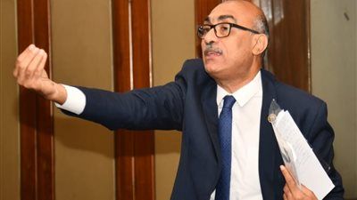 فلوس تكافل وكرامة بتروح فين؟.. إيهاب منصور يواجه «التضامن» بالأرقام: 2.25 مليار جنيه خصومات سنوية غير مبررة - الخليج الان