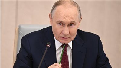 بوتين: لا يجب منح القوى الخارجية أي فرصة للتدخل في الانتخابات الروسية - الخليج الان