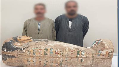 لصوص التاريخ.. ضبط تابوت أثري كامل قبل بيعه في سوهاج - الخليج الان