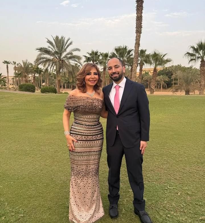 أول ظهور بعد الانفصال.. عمرو أديب ولميس الحديدي يحتفلان بخطوبة نجلهما نور| صور - الخليج الان