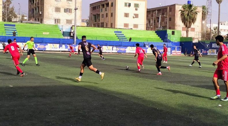 دكرنس يهزم اتحاد بسيون بثلاثية ويواصل مطاردة القمة في دوري القسم الثاني (أ) - الخليج الان