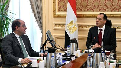 رئيس الوزراء: الدولة تولي أهمية قصوى لتدبير التمويل الكافي لتلبية الاحتياجات الأساسية للدولة - الخليج الان