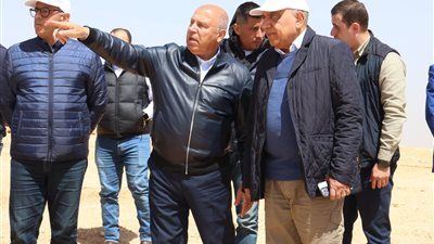 الكهرباء: تعظيم العوائد من الموارد الطبيعية والتوسع فى مشروعات الطاقة المتجددة وخفض استخدام الوقود الأحفوري - الخليج الان