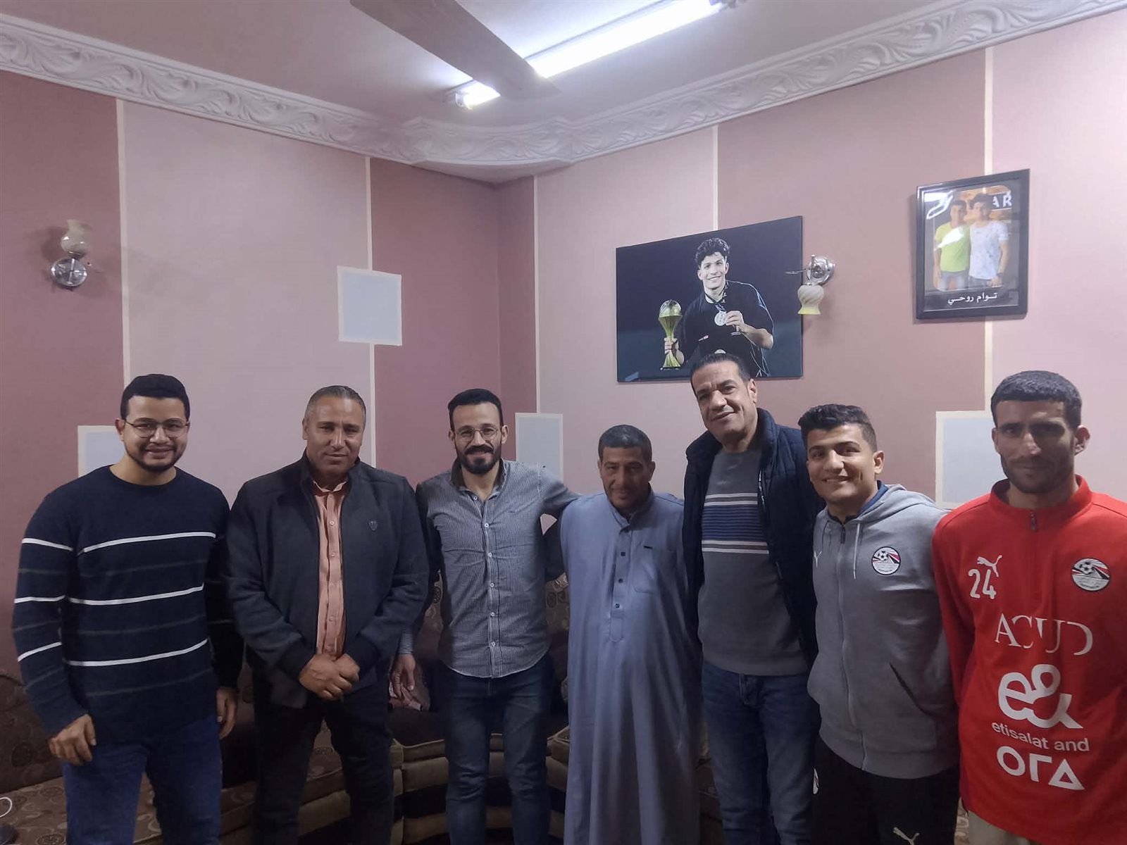 إسلام عيسى نجم المنتخب الوطني لـ "تليجراف الخليج": إصابتي بالرباط الصليبي قضاء وقدر وراضي عن مسيرتي مع المنتخب - الخليج الان