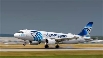 الطيران المدني يعلن إلغاء الكارت الورقي للركاب المصريين بمطار القاهرة الدولي - الخليج الان