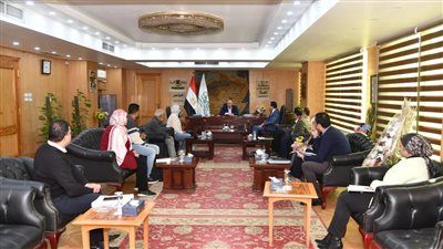 محافظ الفيوم يتابع الموقف التنفيذي لمشروع مجمع صناعات الزيتون بيوسف الصديق - الخليج الان