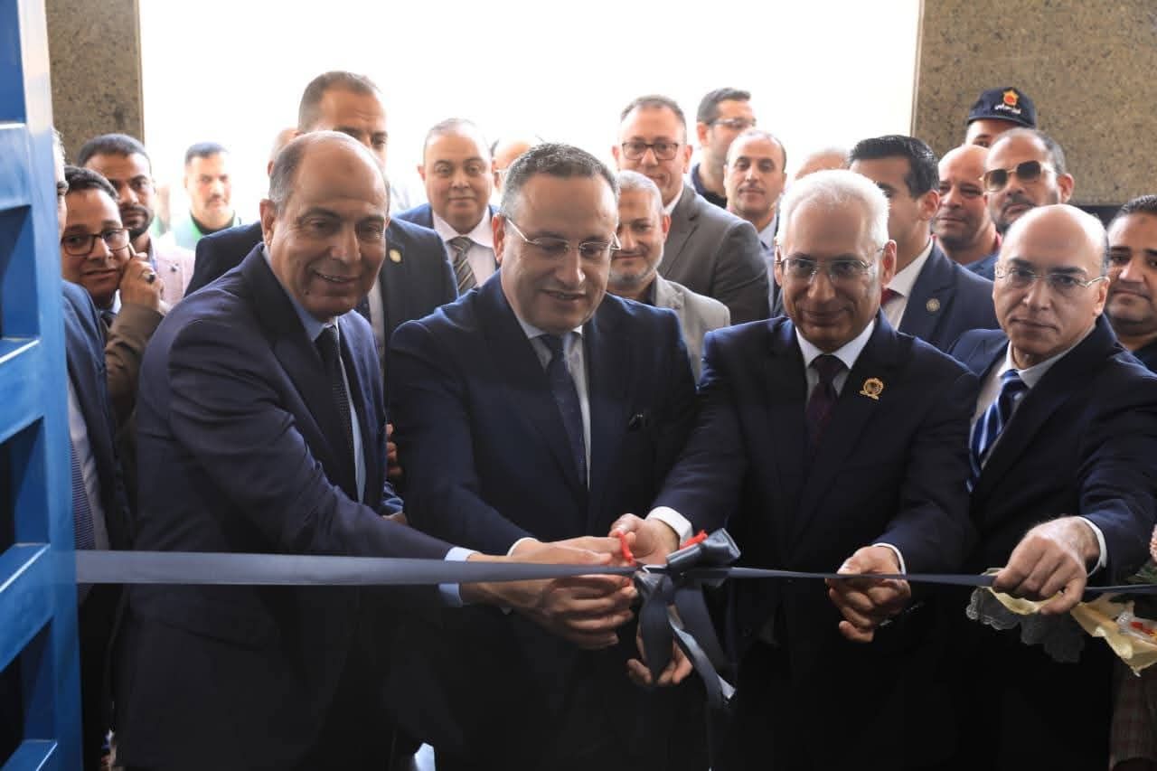 وزير التعليم العالي ومحافظ المنيا ورئيس جامعة المنيا يفتتحون مستشفى استقبال ورعاية الأطفال بجامعة المنيا بتكلفة 300 مليون جنيه - الخليج الان