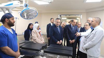 وزير التعليم العالي ومحافظ المنيا ورئيس جامعة المنيا يفتتحون مستشفى استقبال ورعاية الأطفال بجامعة المنيا بتكلفة 300 مليون جنيه - الخليج الان