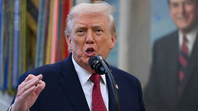 واشنطن بوست: وعيد ترامب بسحق "حضارة إيران" يُنذر بارتكاب جرائم حرب - الخليج الان