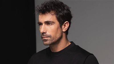 بطل مسلسل حب أبيض وأسود.. القبض على الممثل التركي إبراهيم تشيليكول في تهمة تعاطي المخدرات - الخليج الان