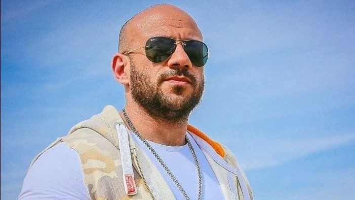 أحمد مكي يناقش مسلسل جديد من تأليف محمد صلاح العزب| خاص - الخليج الان