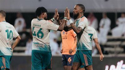 ألفيحاء ضد الأهلي.. انطلاق الشوط الثاني من مباراة الأهلي والفيحاء في دوري روشن السعودي - الخليج الان