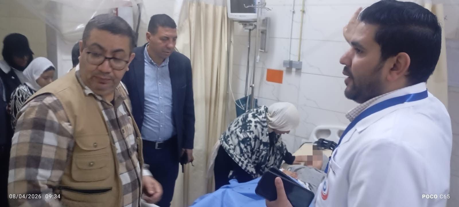 رئيس مدينة المنيا يتابع تداعيات حادث الأتوبيس بالطريق الصحراوي الشرقي - الخليج الان