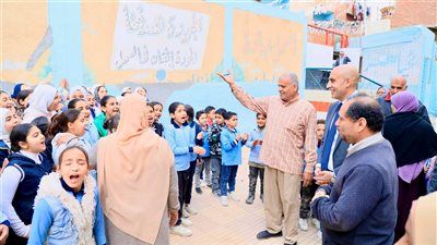 زيارة مفاجئة من وزير التعليم لمدارس الشرقية - الخليج الان