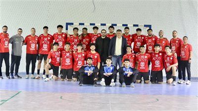 خالد فتحي يحفز منتخب مصر 2008 قبل بطولة البحر المتوسط لكرة اليد - الخليج الان