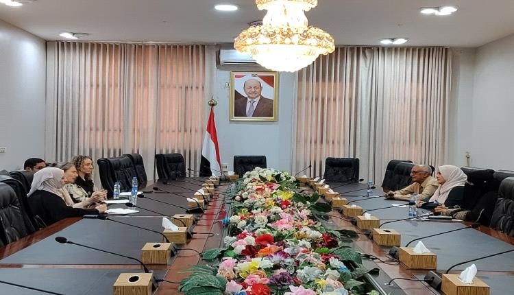 عدن.. وزيرة شؤون المرأة والسفيرة الهولندية تبحثان تعزيز المشاركة في السلام وصنع القرار