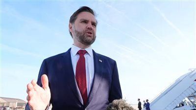 رغم تشكيك قاليباف.. فانس يتوقع محادثات "إيجابية" مع إيران في إسلام آباد - الخليج الان