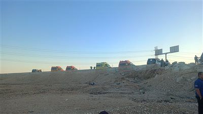 بالأسماء.. 42 مصابًا في حادث أتوبيس على طريق قنا – سوهاج - الخليج الان