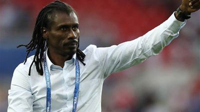 السنغالي أليو سيسيه مديرا فنيا لمنتخب أنجولا - الخليج الان