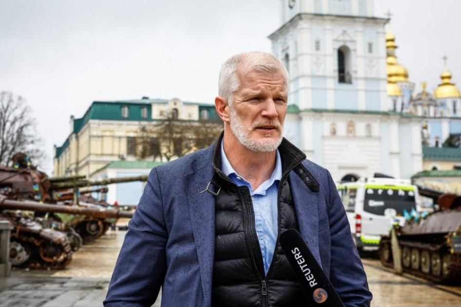 بريطانيا: أوكرانيا قادرة على لعب دور مهم في تأمين مضيق هرمز