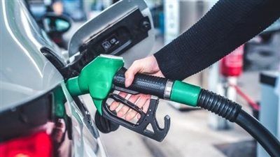 استقرار سعر البنزين اليوم في مصر بجميع المحطات.. وتكذيب شائعات الزيادة الجديدة - الخليج الان
