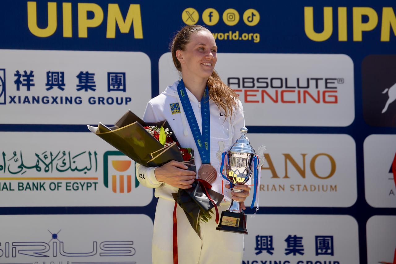 بلانكا جوزي تحصد كأس العالم للخماسي الحديث بالقاهرة - الخليج الان