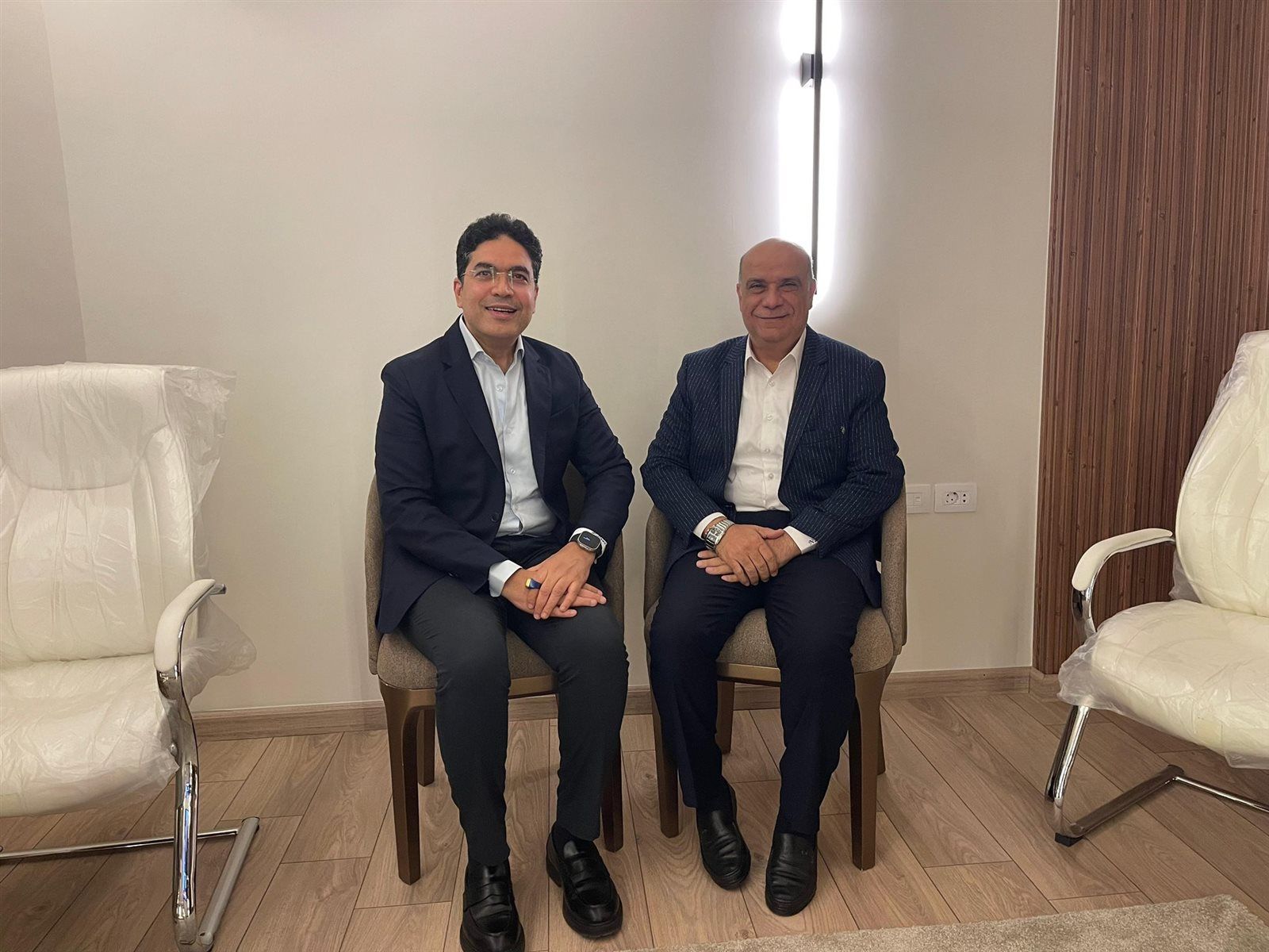 نواب دمياط يواصلون لقاءاتهم مع العاملين بقطاع الاستزراع السمكي لبحث تحديات الإيجارات والمشكلات الفنية - الخليج الان