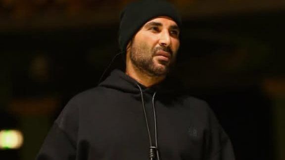 لأصحاب القلوب الحزينة.. أحمد سعد يطرح الألبوم الحزين الأربعاء المقبل - الخليج الان