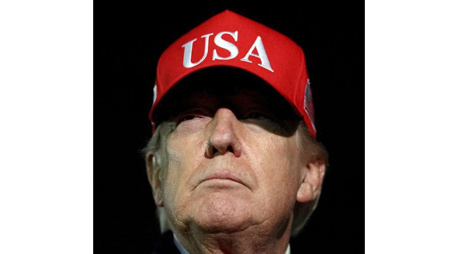 ترامب: 34 سفينة عبرت من مضيق هرمز أمس