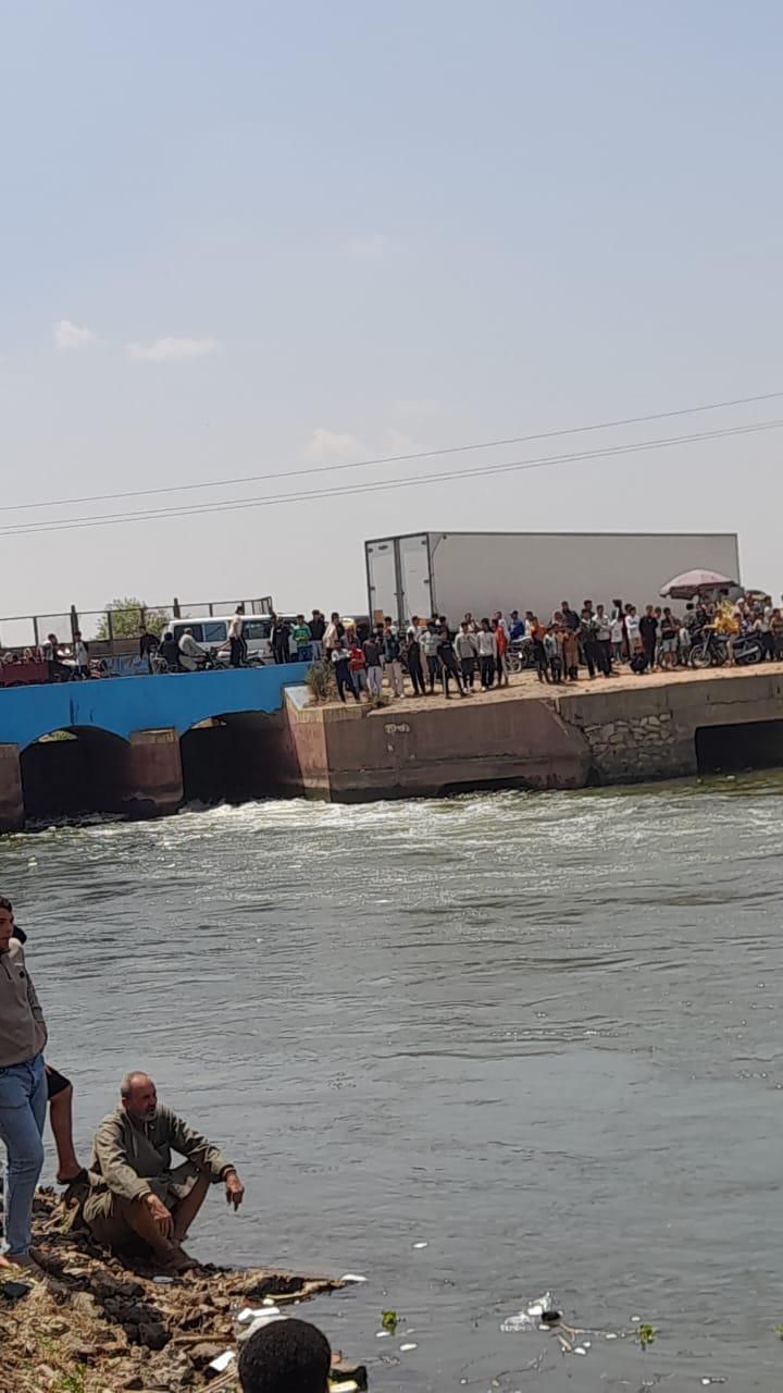 مصرع طفل غرقًا في ترعة البوهية بالدقهلية أثناء الاحتفال بشم النسيم "صور" - الخليج الان