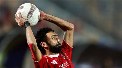 إيقاف حسين الشحات.. رابطة الأندية تعلن عقوبات مباراة الأهلي وسموحة في الدوري - الخليج الان