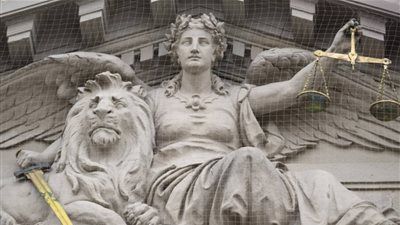 أطروحة دكتوراه تتحول لبيان «إرهابي».. كيف أطاح «خامنئي» بمستقبل طالب إيراني في فرنسا؟ - الخليج الان