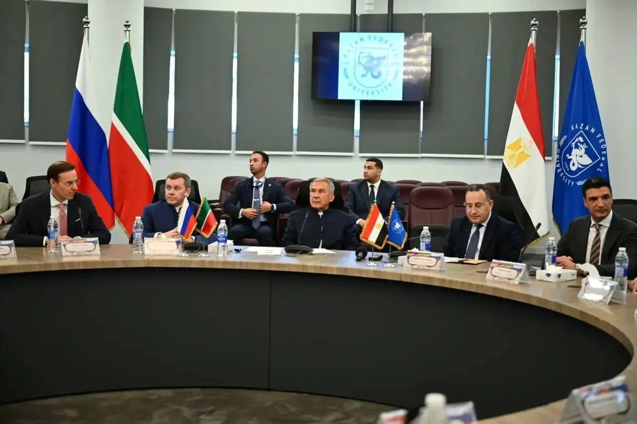 رئيس تتارستان من القاهرة: شكراً لمصر على حسن الضيافة وأمل في تعزيز التعاون بين البلدين - الخليج الان