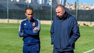 الأهلي يعقد اجتماعًا طارئًا يوم الأربعاء لمناقشة أزماته مع اتحاد الكرة (خاص) - الخليج الان