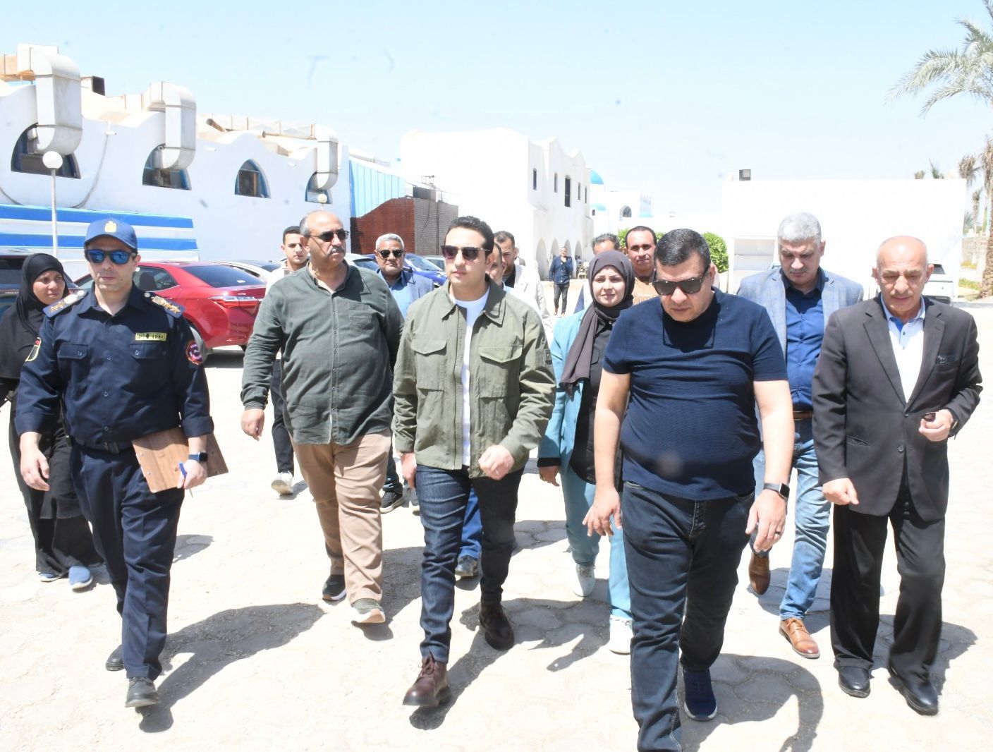 تشديد رقابي على منشآت بحيرة قارون.. نائب محافظ الفيوم يتفقد الفنادق ويُعدم لحوماً فاسدة - الخليج الان