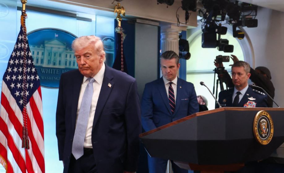 «باكستان أم دولة أخرى».. ترامب يناقض نفسه بشأن مفاوضات إيران - الخليج الان