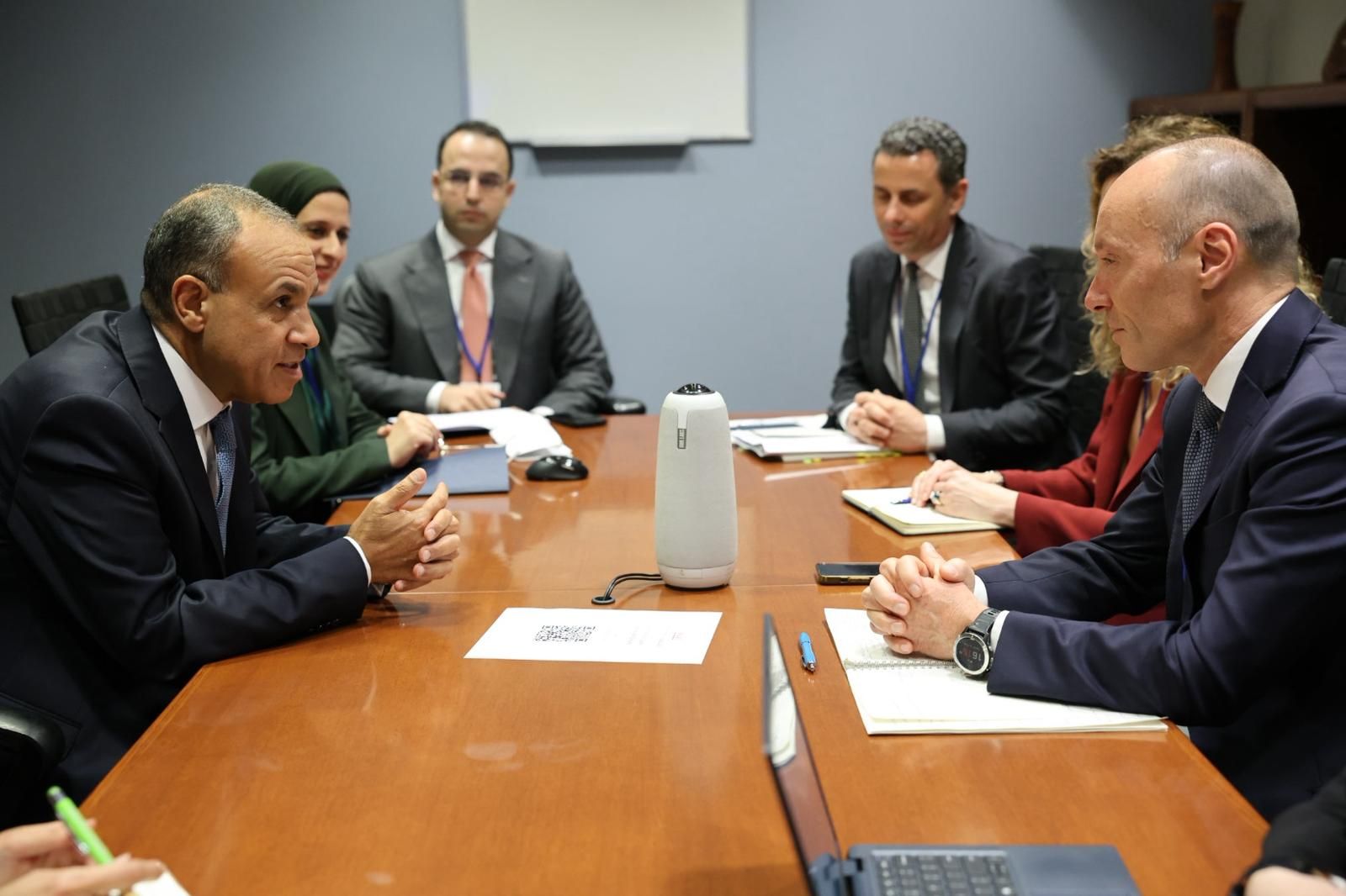 وزير الخارجية يلتقي بوفد الوكالة الإيطالية للتعاون التنموي في واشنطن.. ماذا دار في الاجتماع؟ - الخليج الان