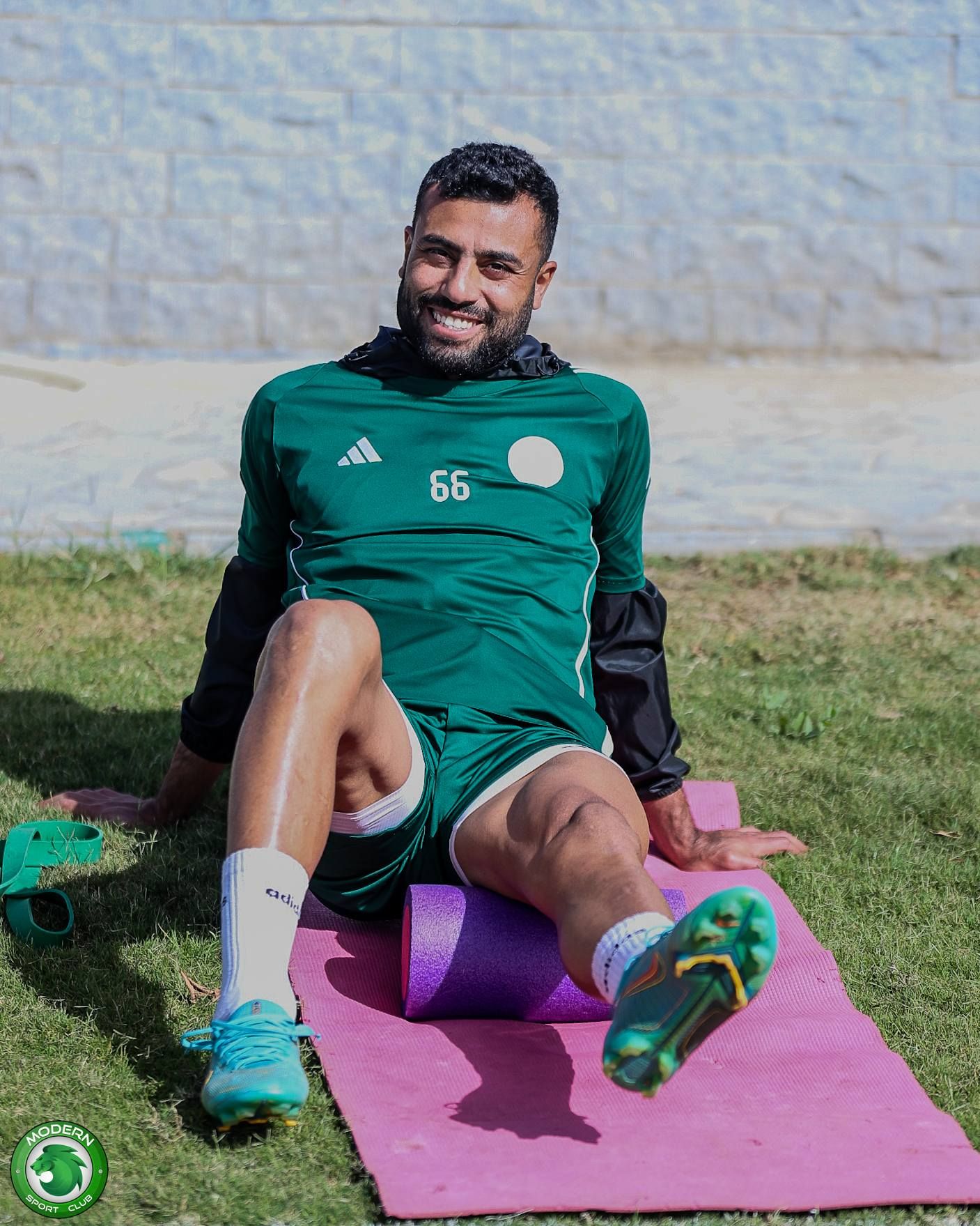 حسام حسن يعلن فسخ تعاقده مع مودرن سبورت: لست ناشئًا ليتم التعامل معي بهذه الطريقة - الخليج الان